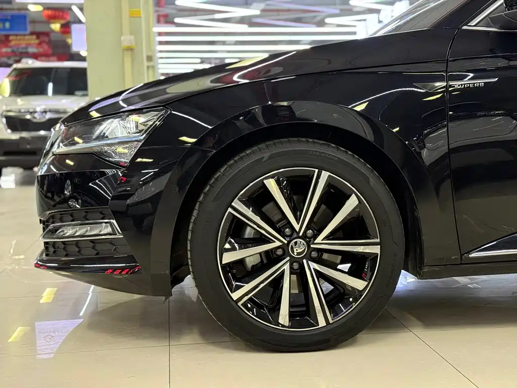 Škoda Superb 2025 TSI280 DSG Premium Edition 2025 - thumbnail 17