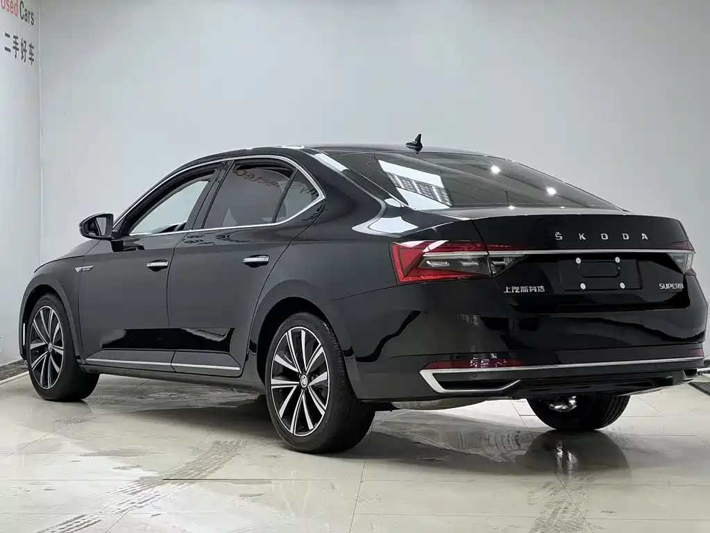 Škoda Superb 2024 TSI280 DSG Premium Edition 2024 - thumbnail 4