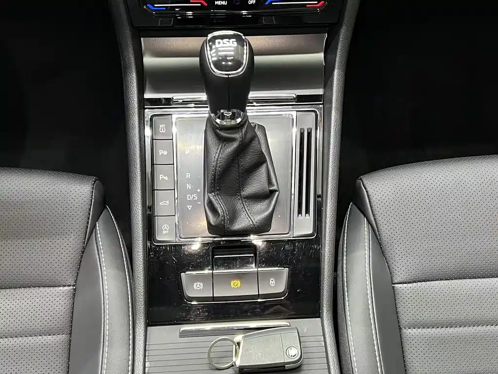 Škoda Superb 2024 TSI280 DSG Premium Edition 2024 - thumbnail 11