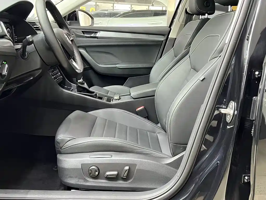 Škoda Superb 2024 TSI280 DSG Premium Edition 2024 - thumbnail 12