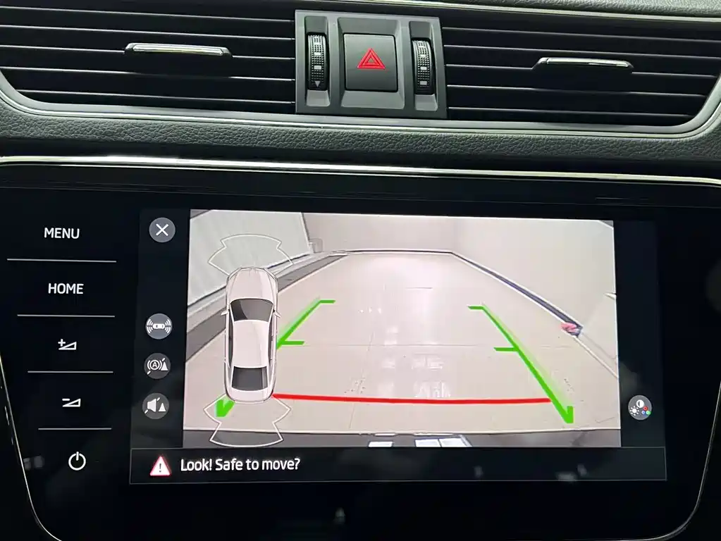 Škoda Superb 2024 TSI280 DSG Premium Edition 2024 - thumbnail 14