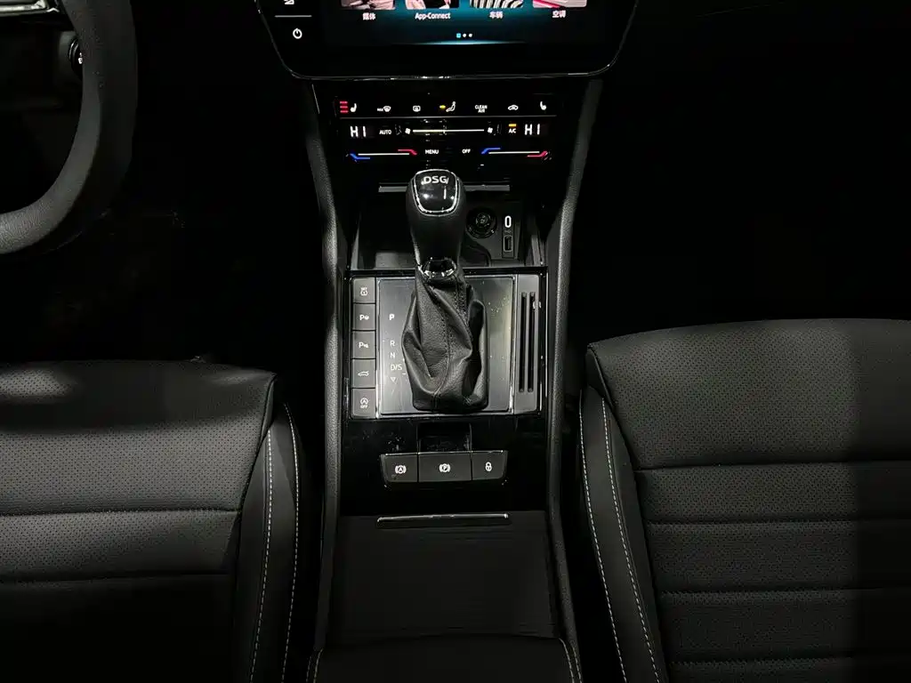 Škoda Superb 2024 TSI280 DSG Premium Edition 2024 - thumbnail 16