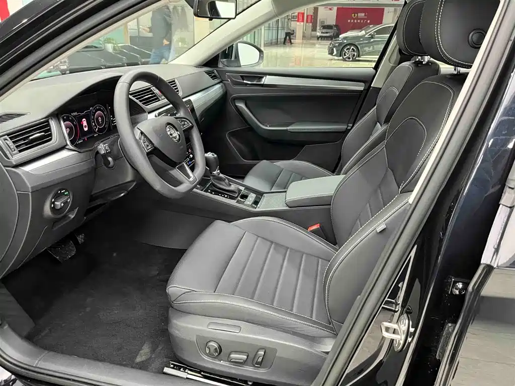 Škoda Superb 2024 TSI280 DSG Premium Edition 2024 - thumbnail 11