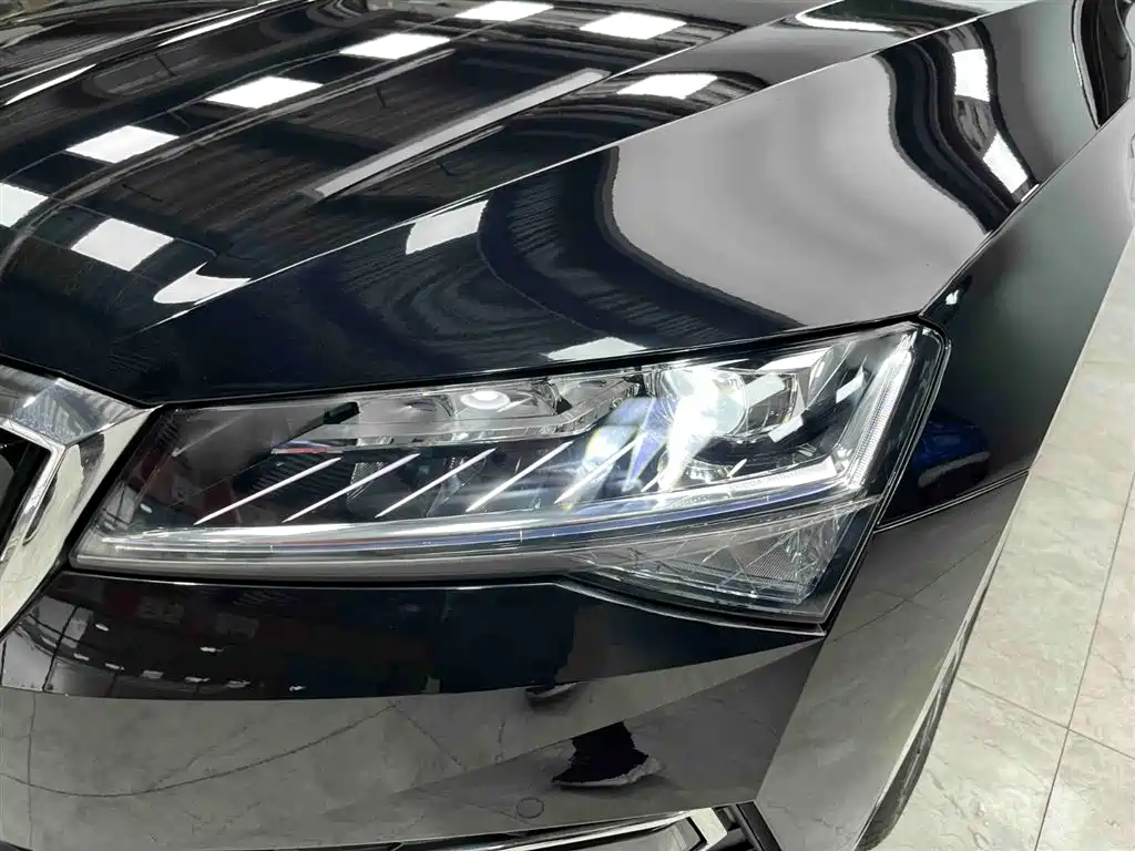 Škoda Superb 2024 TSI280 DSG Premium Edition 2024 - thumbnail 18