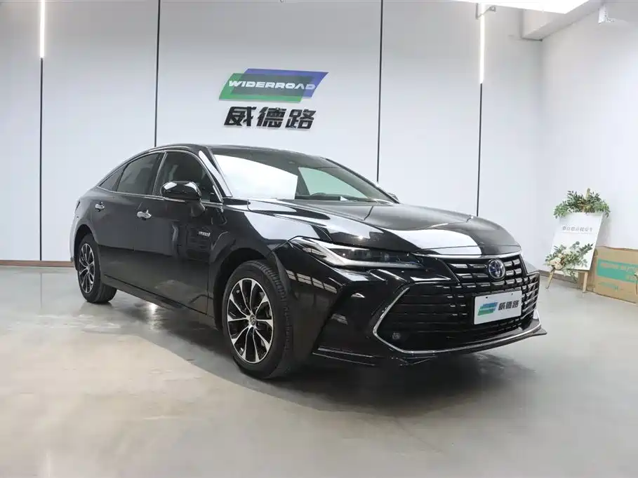 Toyota Toyota Avalon 2022 Hybrid 2.5L Luxury Edition 2023 - thumbnail 3