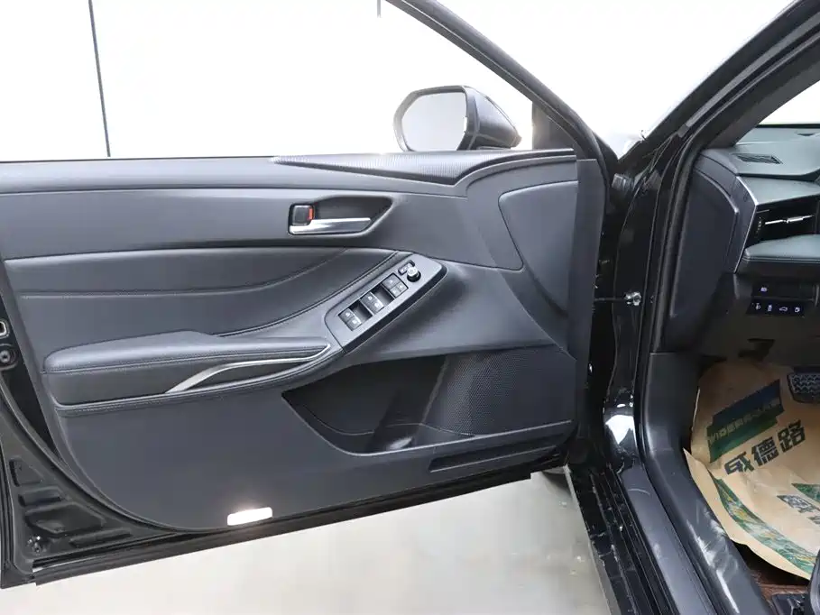 Toyota Toyota Avalon 2022 Hybrid 2.5L Luxury Edition 2023 - thumbnail 12