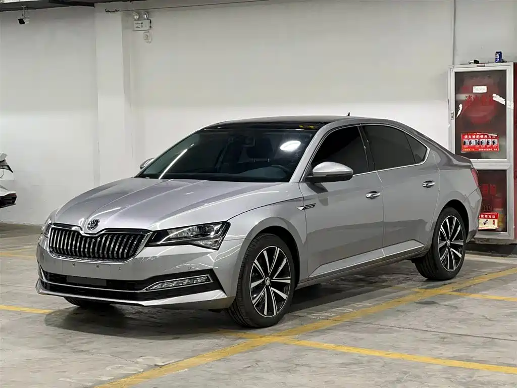 Škoda Superb 2024 TSI280 DSG Premium Edition 2024