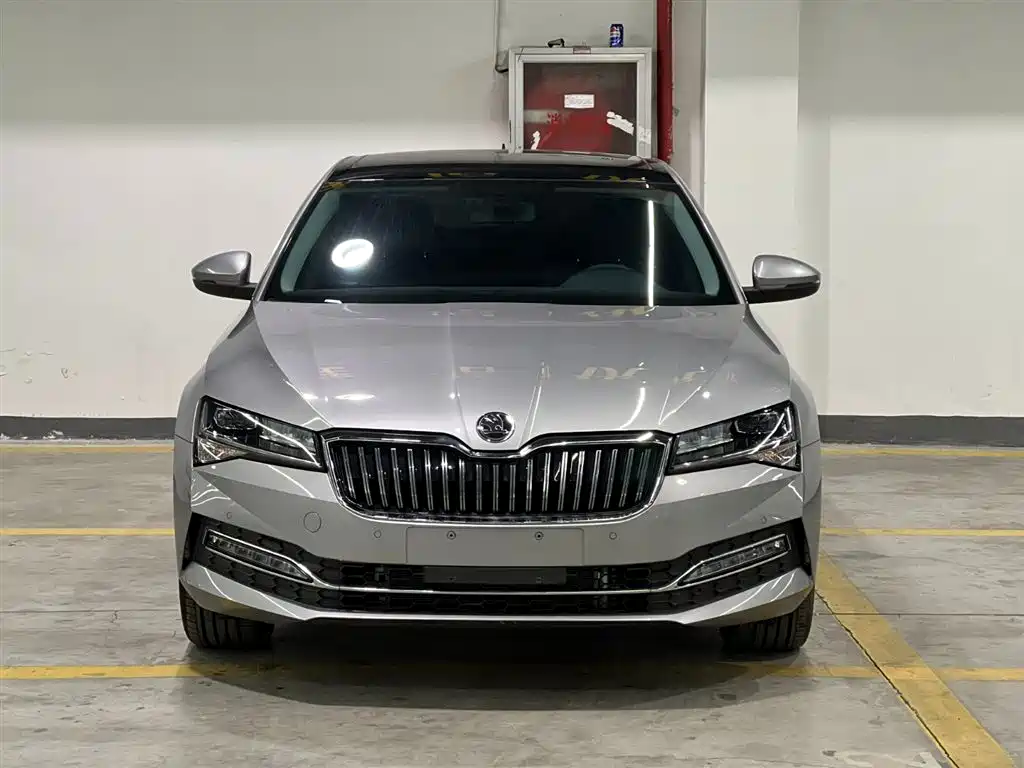 Škoda Superb 2024 TSI280 DSG Premium Edition 2024 - thumbnail 2