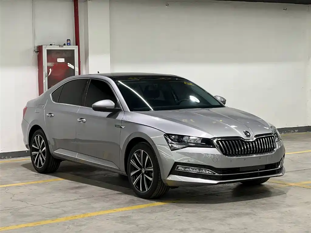 Škoda Superb 2024 TSI280 DSG Premium Edition 2024 - thumbnail 3