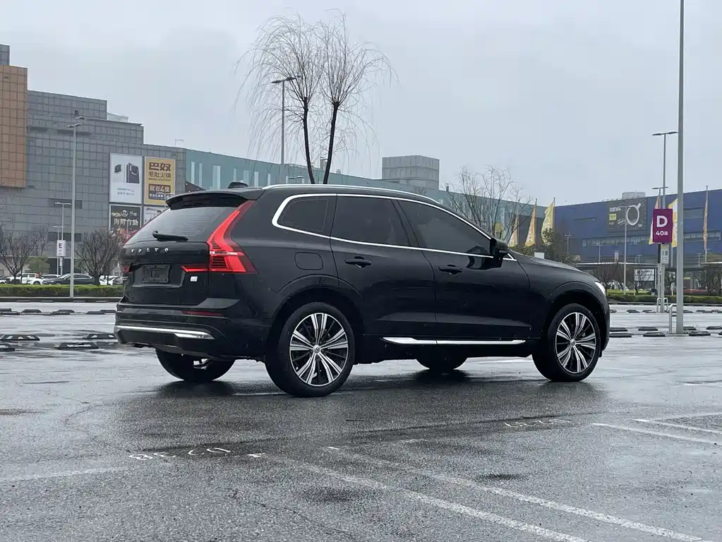 Volvo Volvo XC60 Plug-in Hybrid 2022 T8 AWD Intelligent Luxury Edition 2021 - thumbnail 6