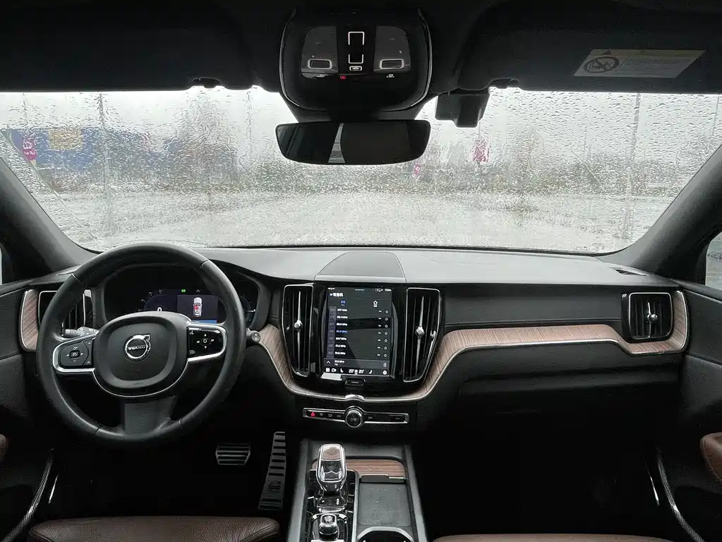 Volvo Volvo XC60 Plug-in Hybrid 2022 T8 AWD Intelligent Luxury Edition 2021 - thumbnail 11