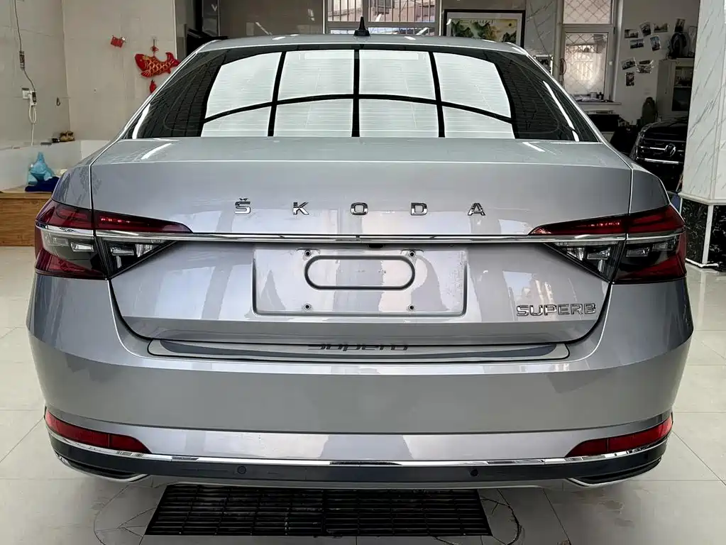 Škoda Superb 2023 TSI280 DSG Premium Edition 2023 - thumbnail 4