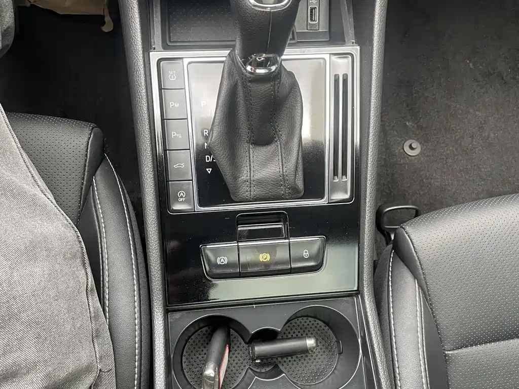 Škoda Superb 2023 Facelift TSI280 DSG Premium Edition 2024 - thumbnail 8