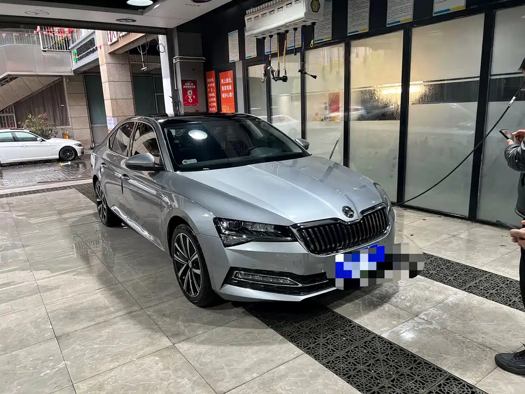 Škoda Superb 2023 TSI280 DSG Premium Edition 2023 - thumbnail 6