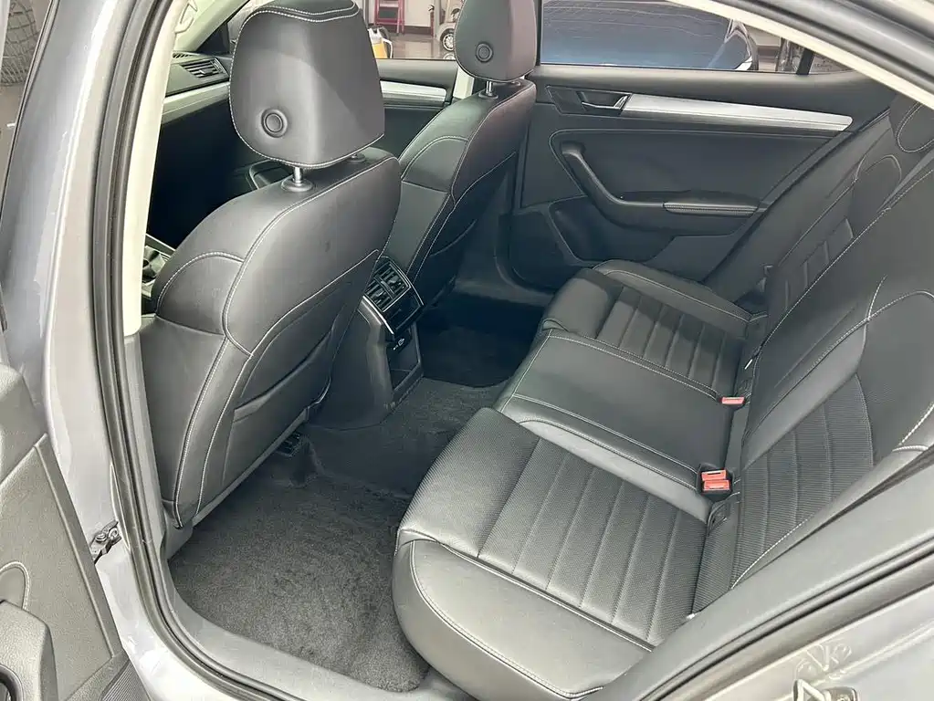 Škoda Superb 2023 TSI280 DSG Premium Edition 2023 - thumbnail 10