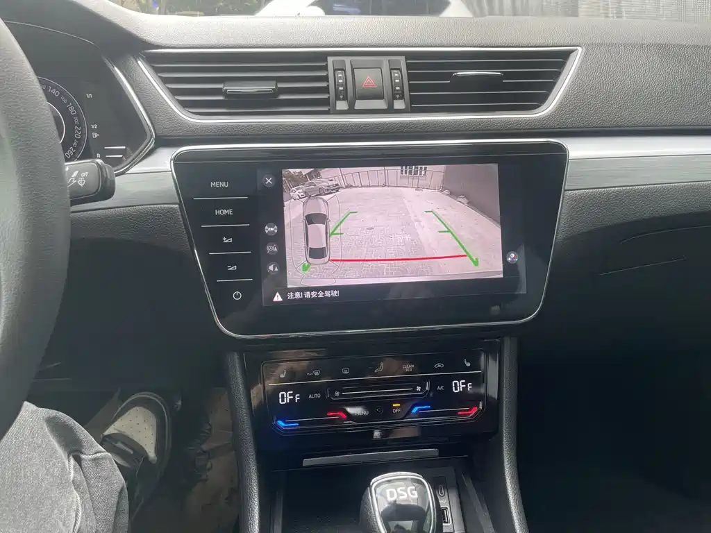 Škoda Superb 2023 Facelift TSI280 DSG Premium Edition 2024 - thumbnail 9