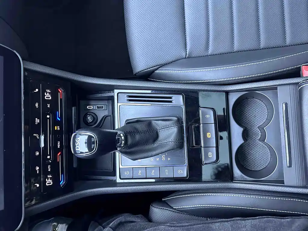 Škoda Superb 2023 Facelift TSI280 DSG Premium Edition 2023 - thumbnail 17