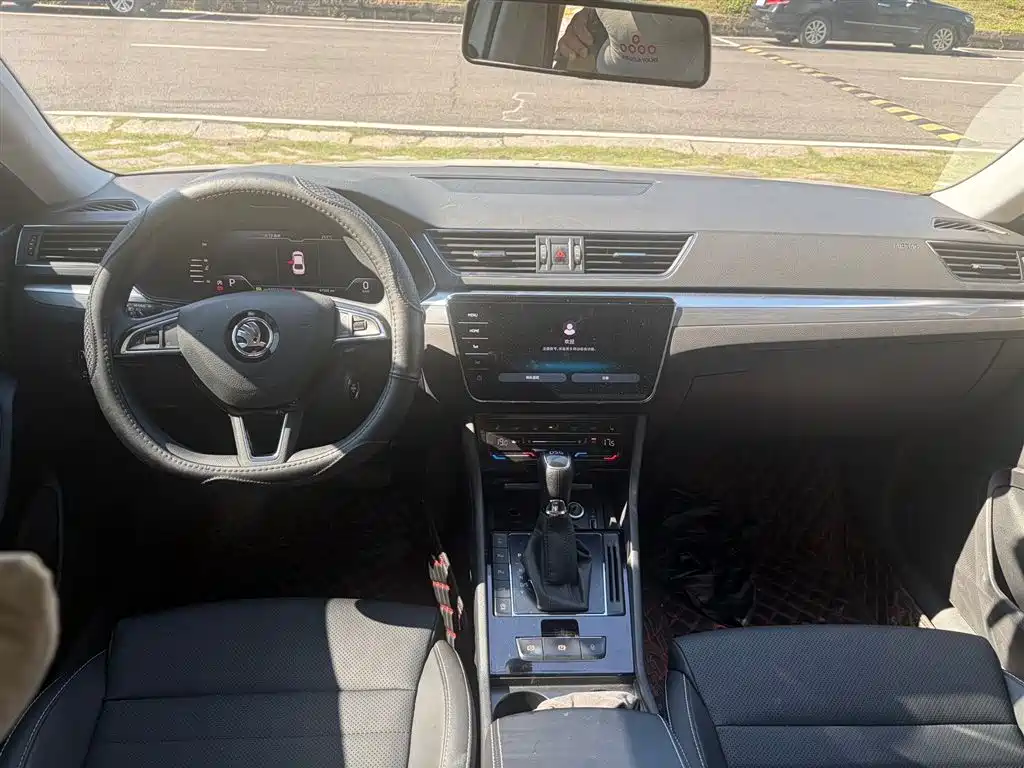 Škoda Superb 2023 Facelift TSI280 DSG Premium Edition 2023 - thumbnail 7