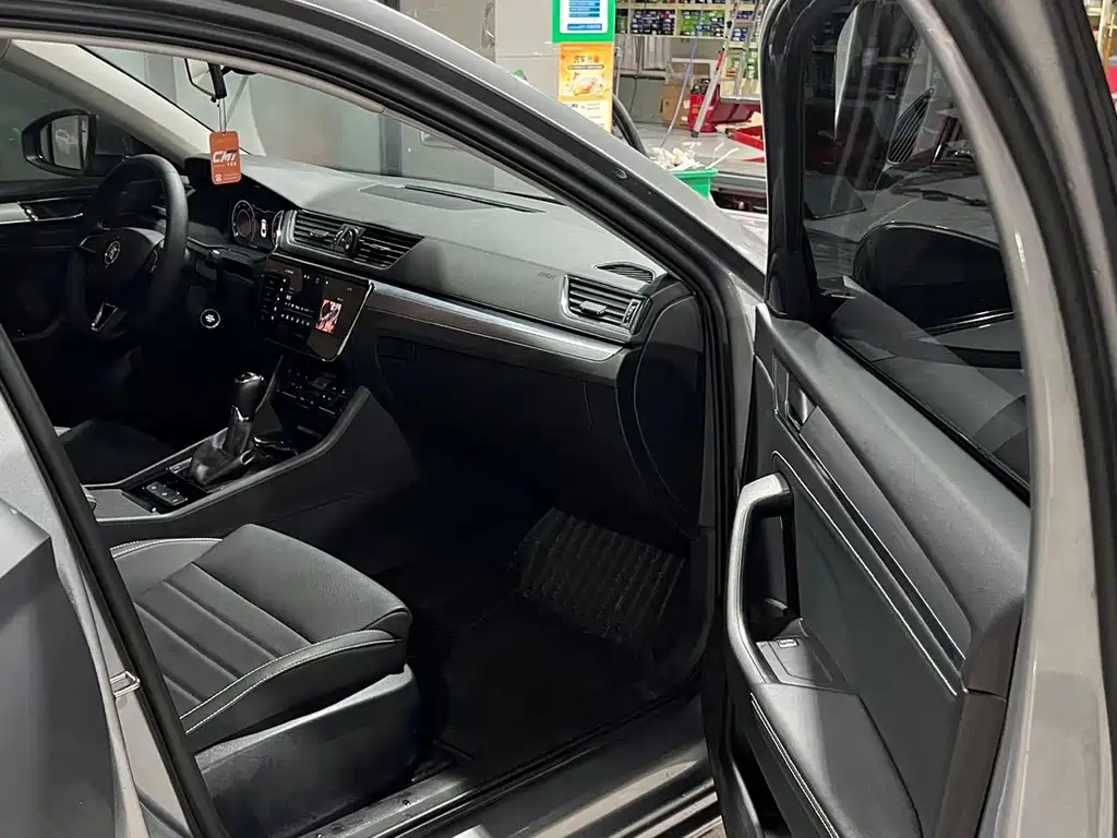 Škoda Superb 2023 TSI280 DSG Premium Edition 2023 - thumbnail 10