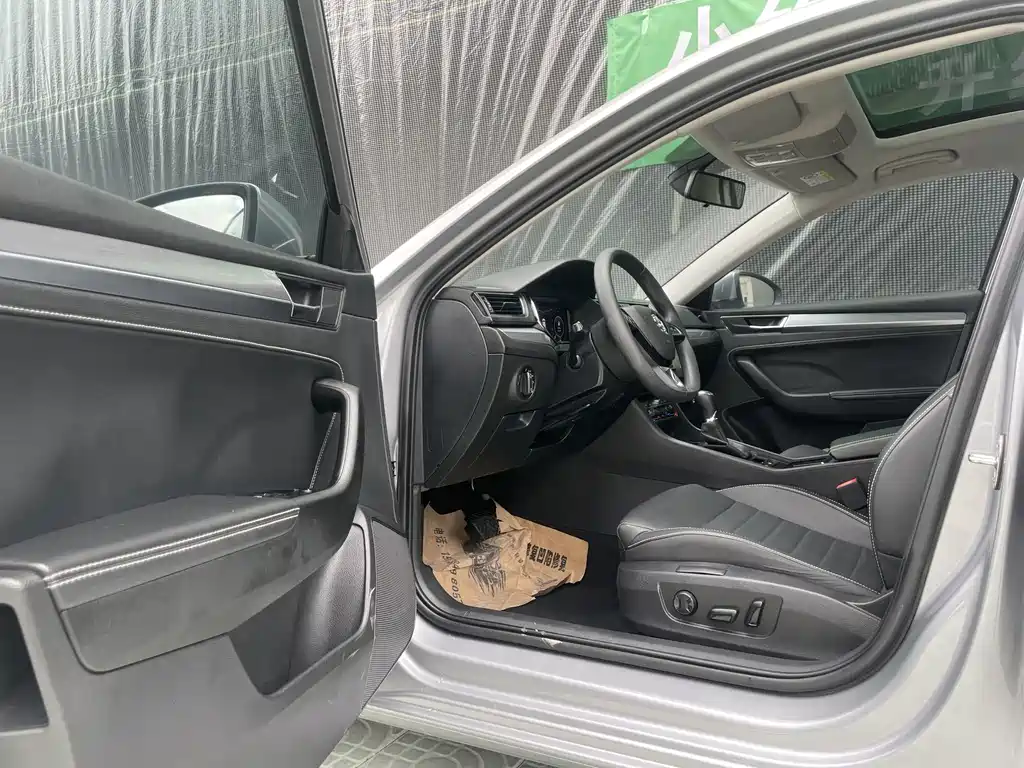 Škoda Superb 2023 Facelift TSI280 DSG Premium Edition 2024 - thumbnail 15