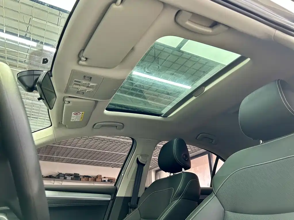 Škoda Superb 2023 TSI280 DSG Premium Edition 2023 - thumbnail 17