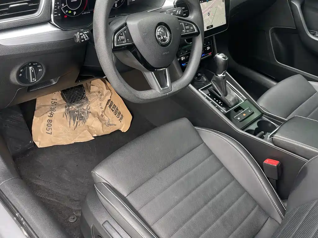 Škoda Superb 2023 Facelift TSI280 DSG Premium Edition 2024 - thumbnail 17