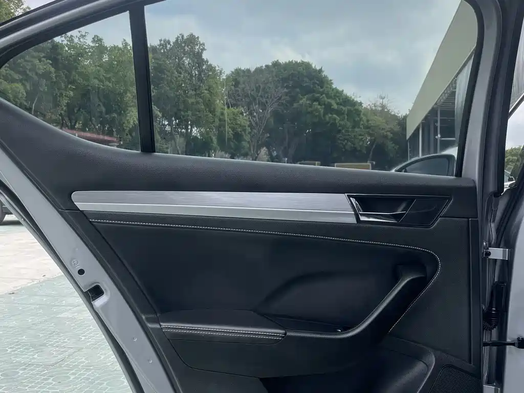 Škoda Superb 2023 Facelift TSI280 DSG Premium Edition 2024 - thumbnail 18