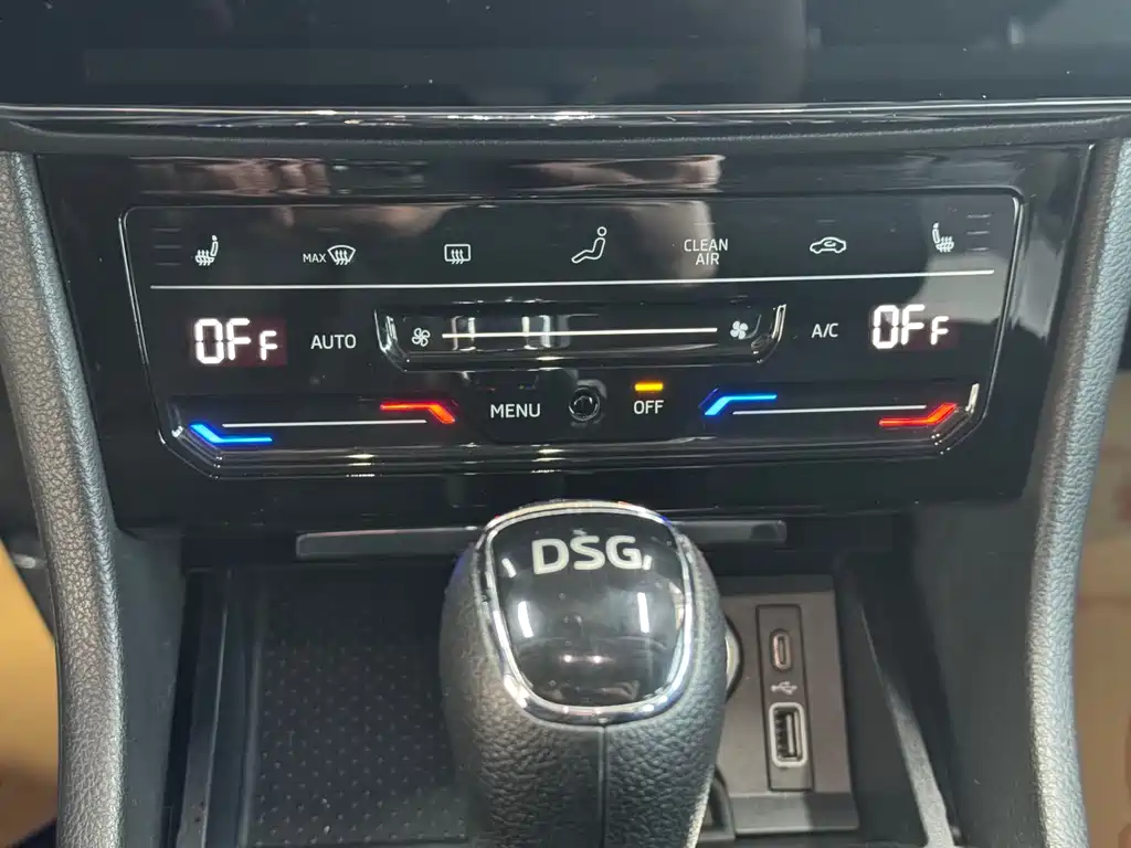 Škoda Superb 2023 Facelift TSI280 DSG Premium Edition 2024 - thumbnail 14