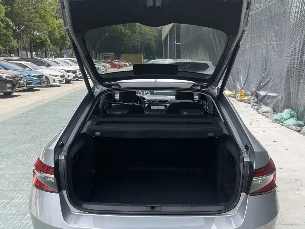 Škoda Superb 2023 Facelift TSI280 DSG Premium Edition 2024 - thumbnail 21