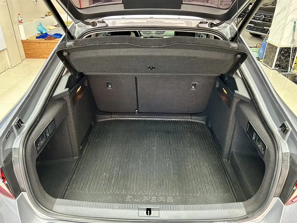 Škoda Superb 2023 TSI280 DSG Premium Edition 2023 - thumbnail 22
