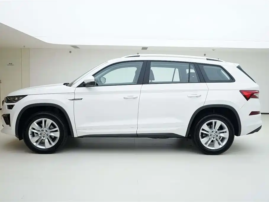 Skoda Kodiaq 2024 TSI330 5-seat FWD Capability Edition 2024 - thumbnail 3
