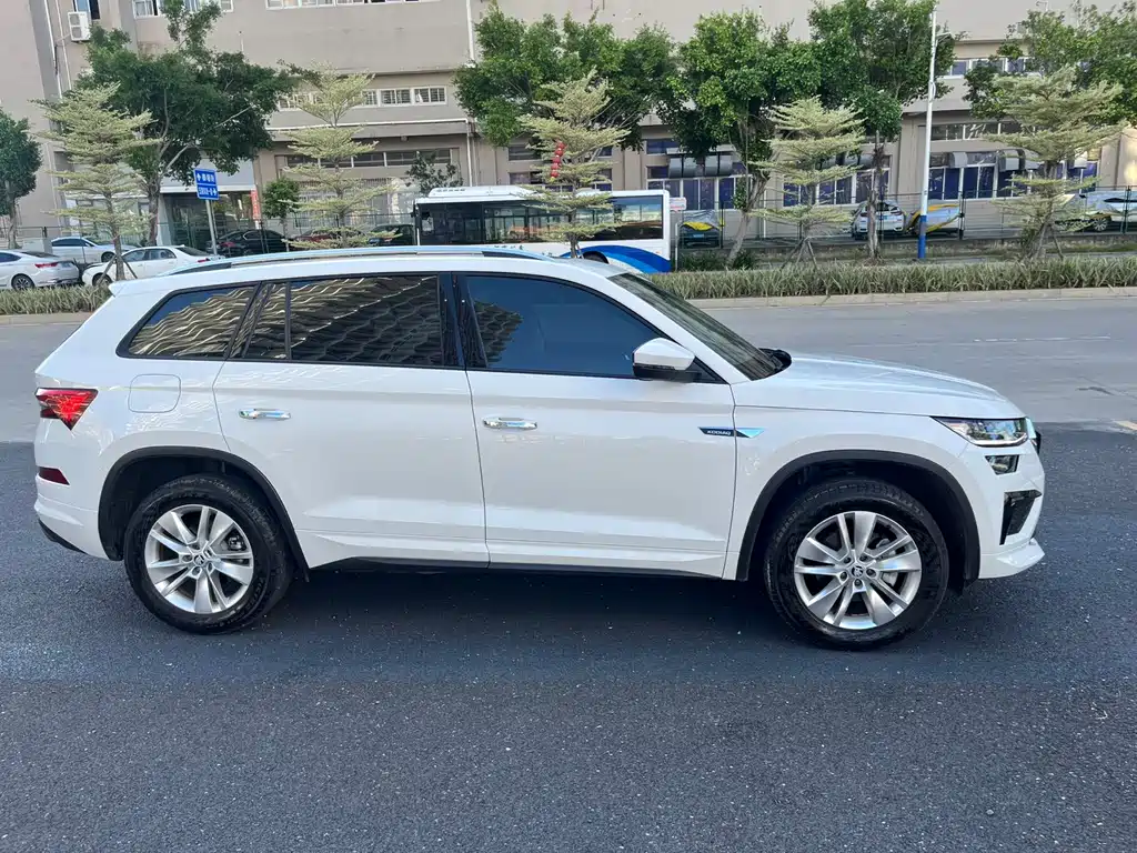 Skoda Kodiaq 2024 TSI330 5-seat FWD Capability Edition 2024 - thumbnail 6