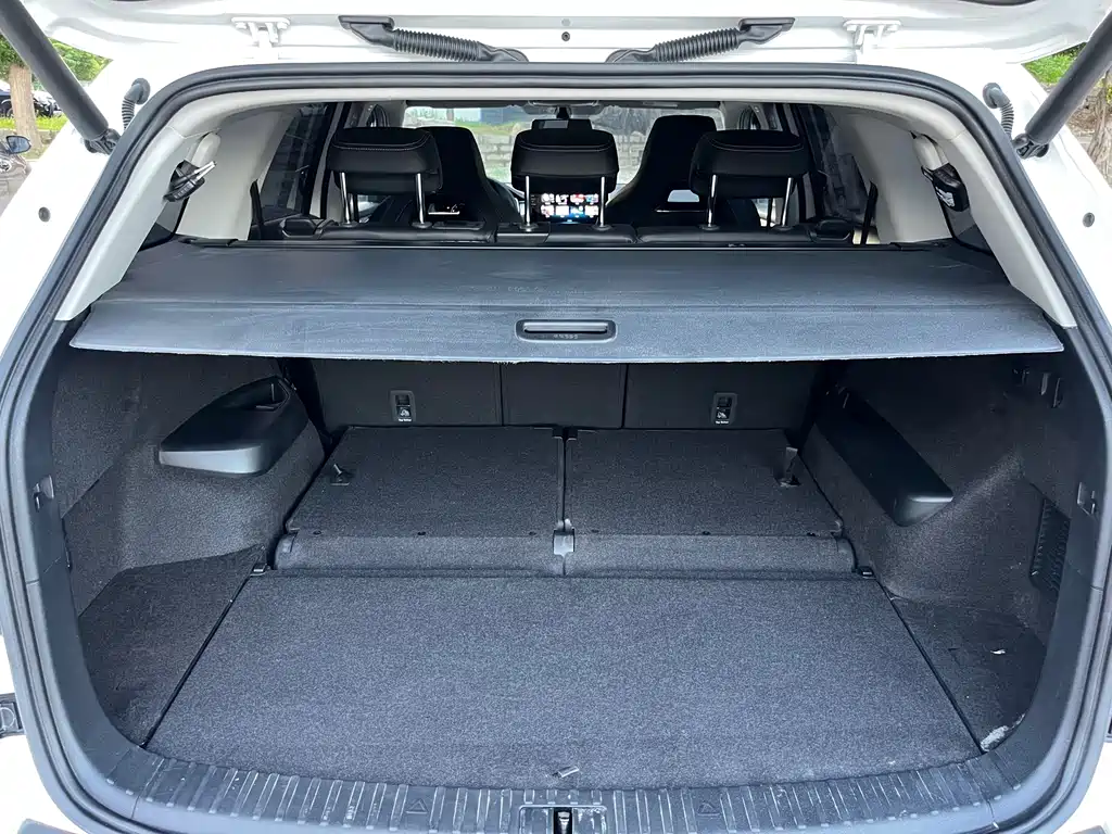 Skoda Kodiaq 2022 TSI330 7-seat FWD Luxury Edition 2023 - thumbnail 25