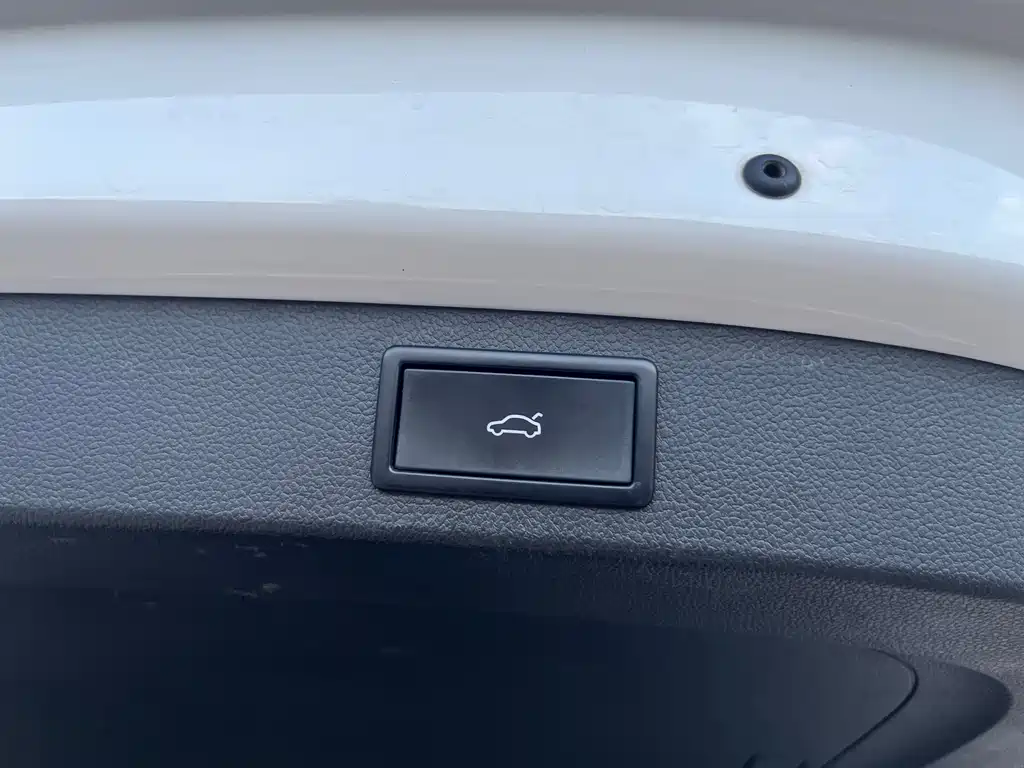 Skoda Kodiaq 2022 TSI330 7-seat FWD Luxury Edition 2023 - thumbnail 27