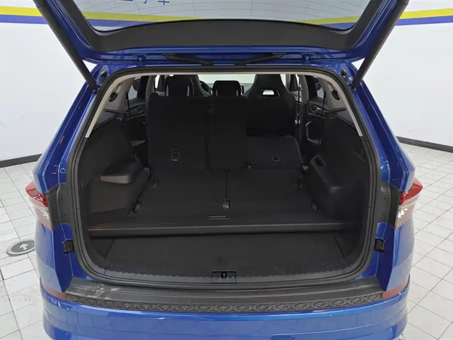 Skoda Kodiaq 2022 TSI330 7-seat FWD Luxury Edition 2022 - thumbnail 4