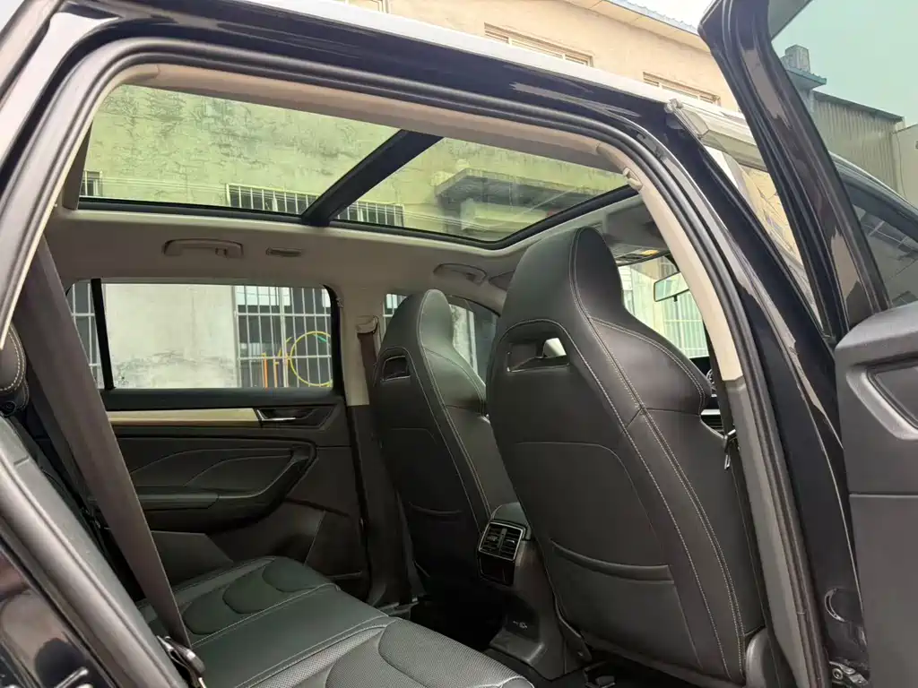 Skoda Kodiaq 2022 TSI330 5-seat FWD Luxury Edition 2022 - thumbnail 6