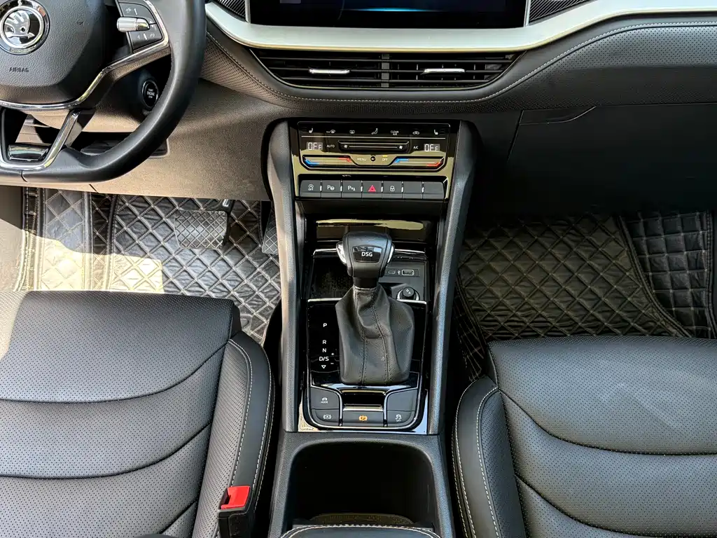 Skoda Kodiaq 2023 TSI330 5-seat FWD Luxury Edition 2023 - thumbnail 16