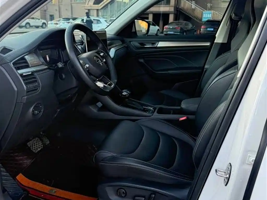 Skoda Kodiaq 2022 Facelift TSI330 5-seat FWD Luxury Edition 2022 - thumbnail 9