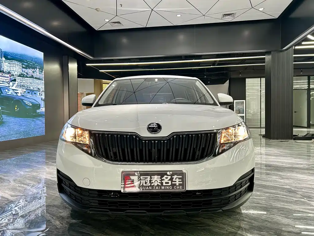 Škoda Kamiq 2024 1.5L Automatic Strength Edition 2024 - thumbnail 2