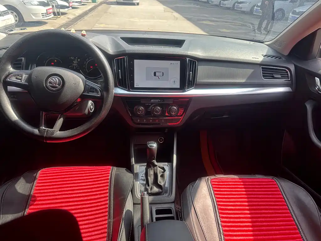 Škoda Kamiq 2024 1.5L Automatic Comfort Edition 2024 - thumbnail 6
