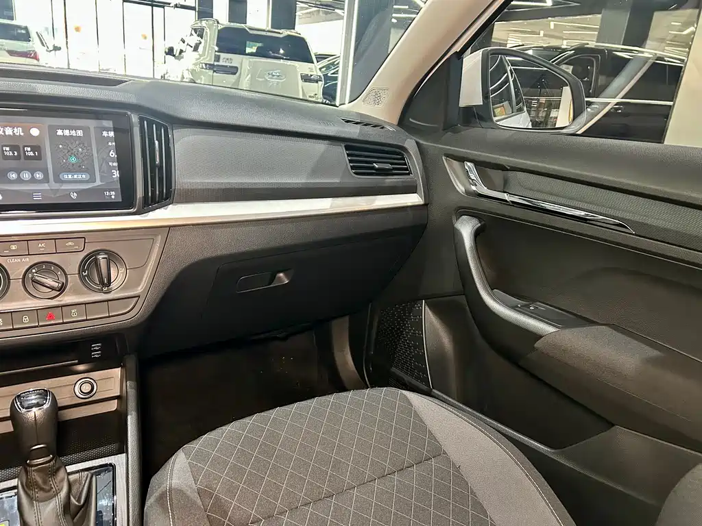 Škoda Kamiq 2024 1.5L Automatic Strength Edition 2024 - thumbnail 26
