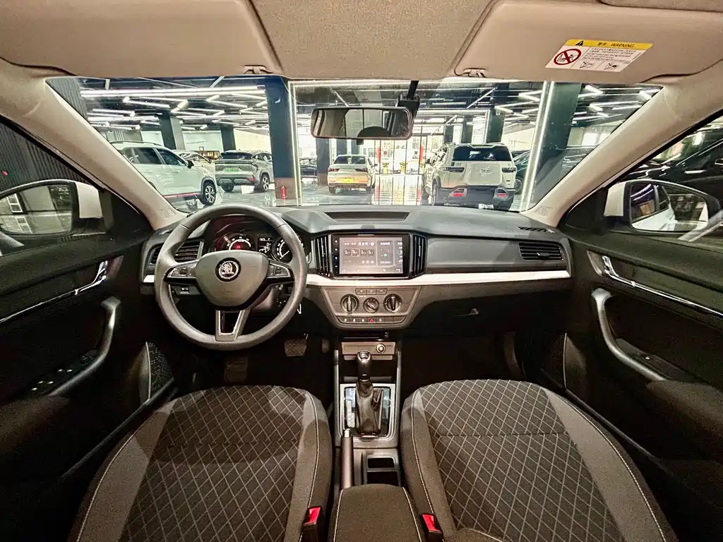 Škoda Kamiq 2024 1.5L Automatic Strength Edition 2024 - thumbnail 27