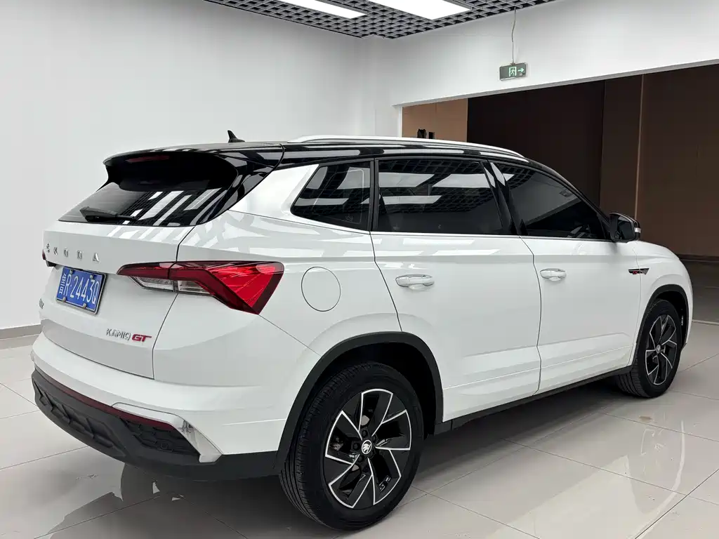 Škoda Kamiq 2023 Facelift GT 1.5L Automatic Premium Edition 2023 - thumbnail 4