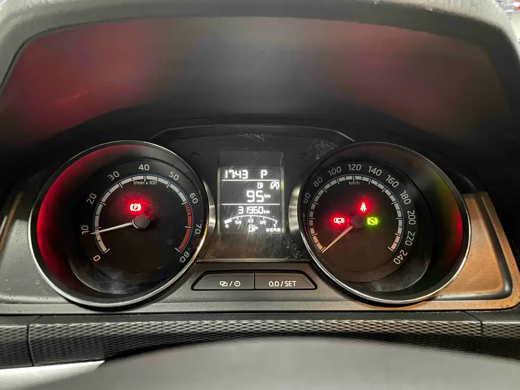 Škoda Kamiq 2023 Model Year Facelift 1.5L Automatic Comfort Edition 2023 - thumbnail 17