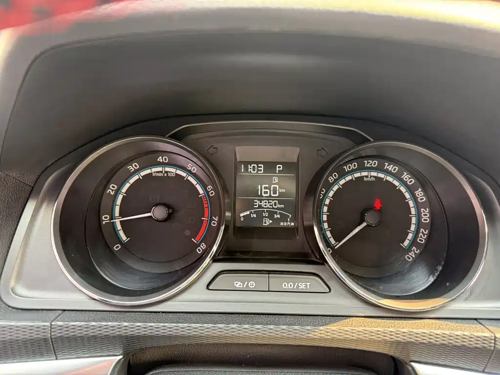 Škoda Kamiq 2023 Refresh 1.5L Automatic Comfort Edition 2023 - thumbnail 5