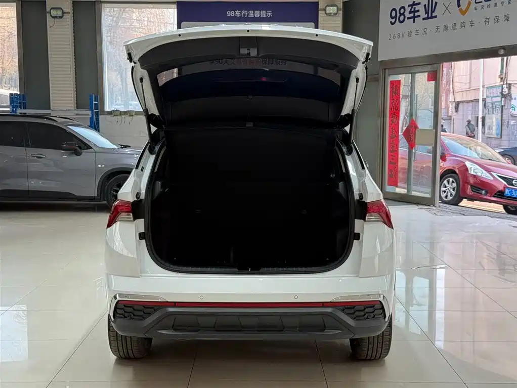 Škoda Kamiq 2023 Facelift GT 1.5L Automatic Premium Edition 2024 - thumbnail 22