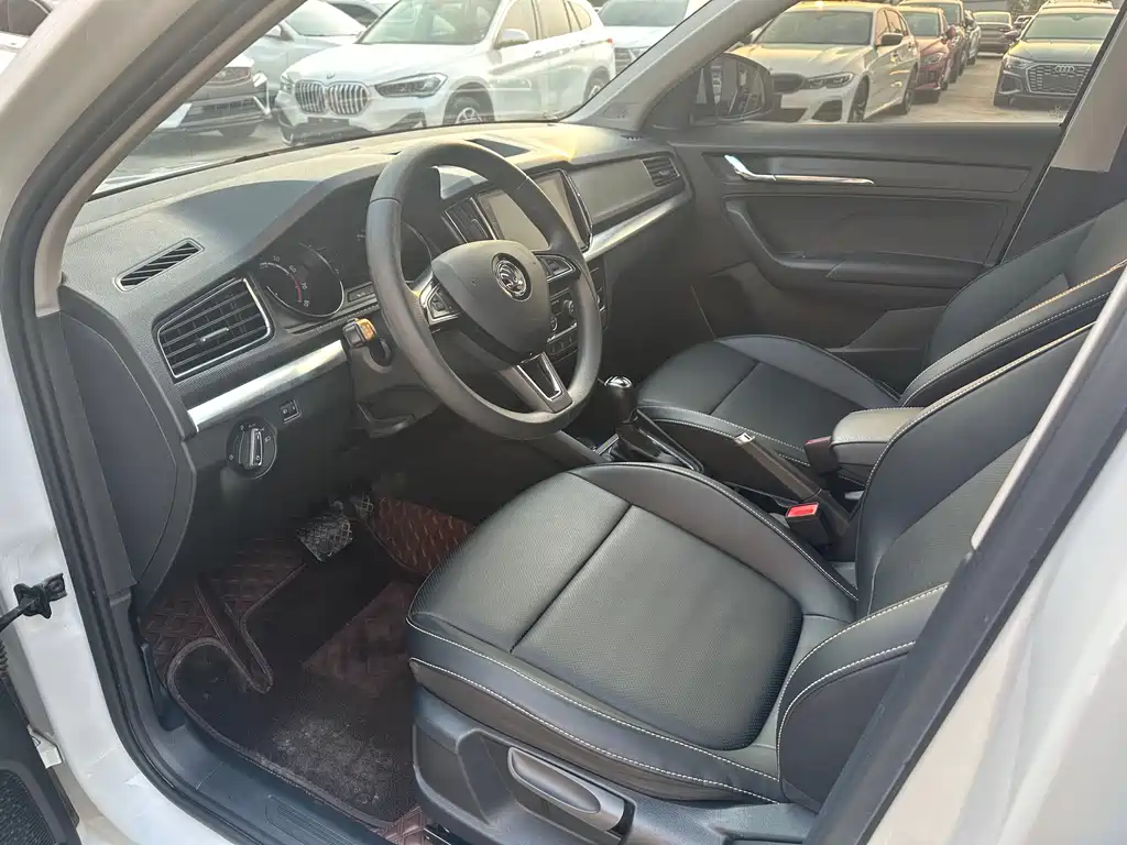 Škoda Kamiq 2023 Model Year Facelift 1.5L Automatic Comfort Edition 2023 - thumbnail 4