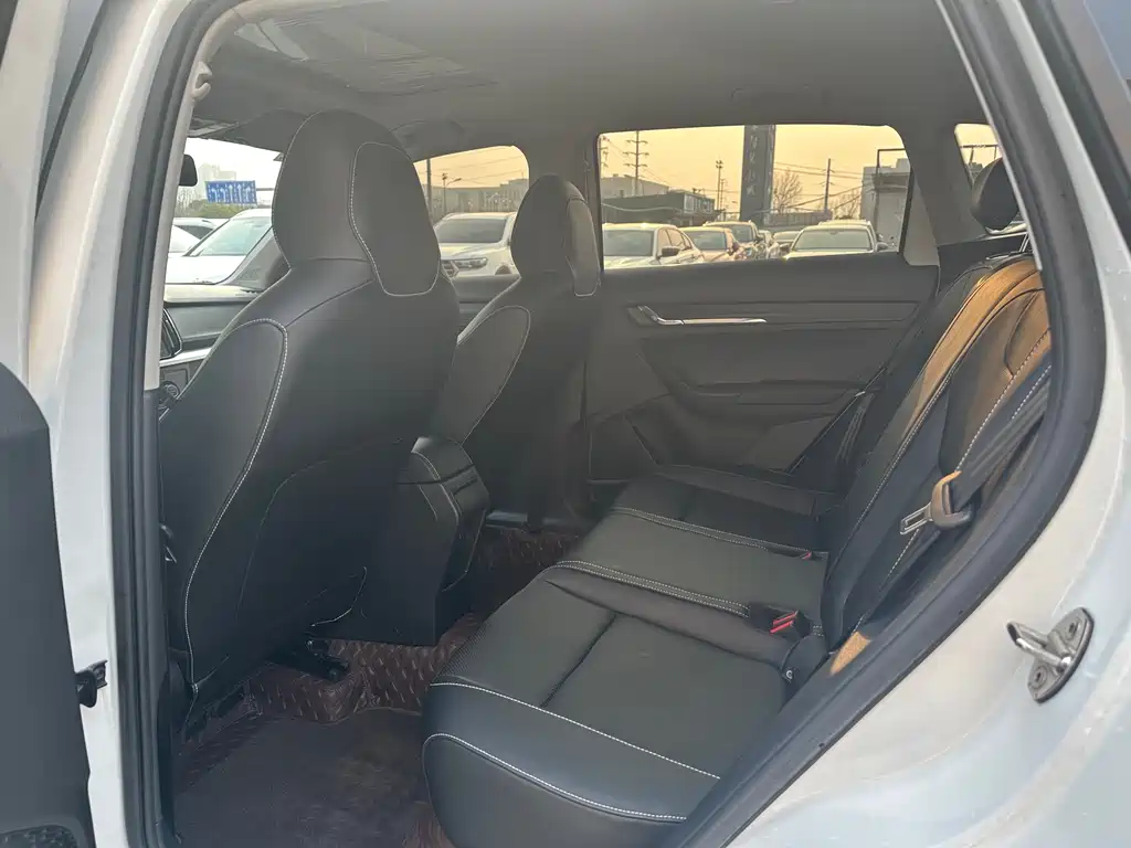 Škoda Kamiq 2023 Model Year Facelift 1.5L Automatic Comfort Edition 2023 - thumbnail 6