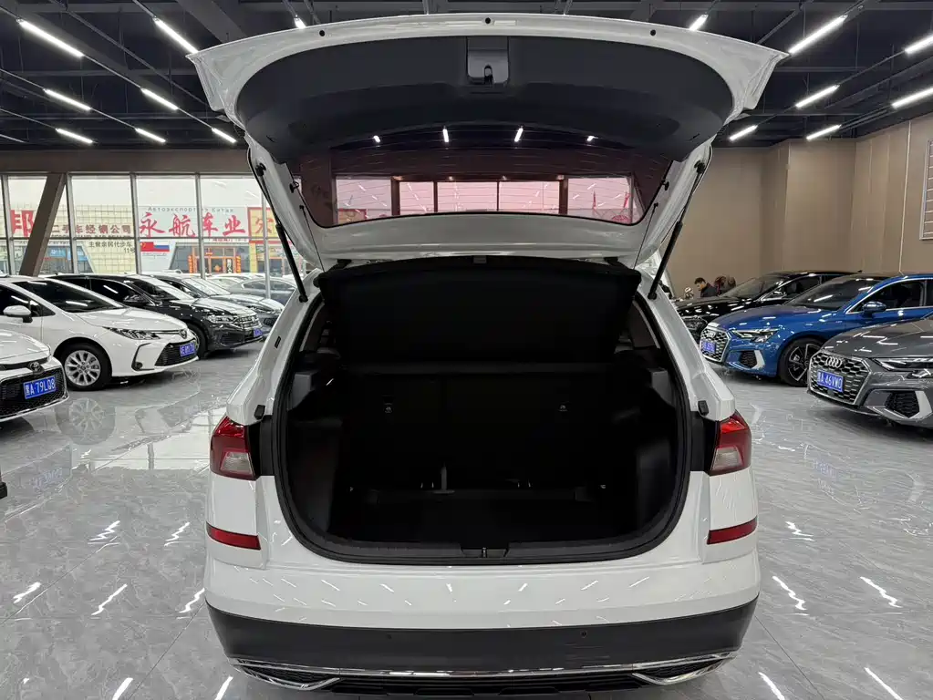 Škoda Kamiq 2023 Refresh 1.5L Automatic Comfort Edition 2023 - thumbnail 16