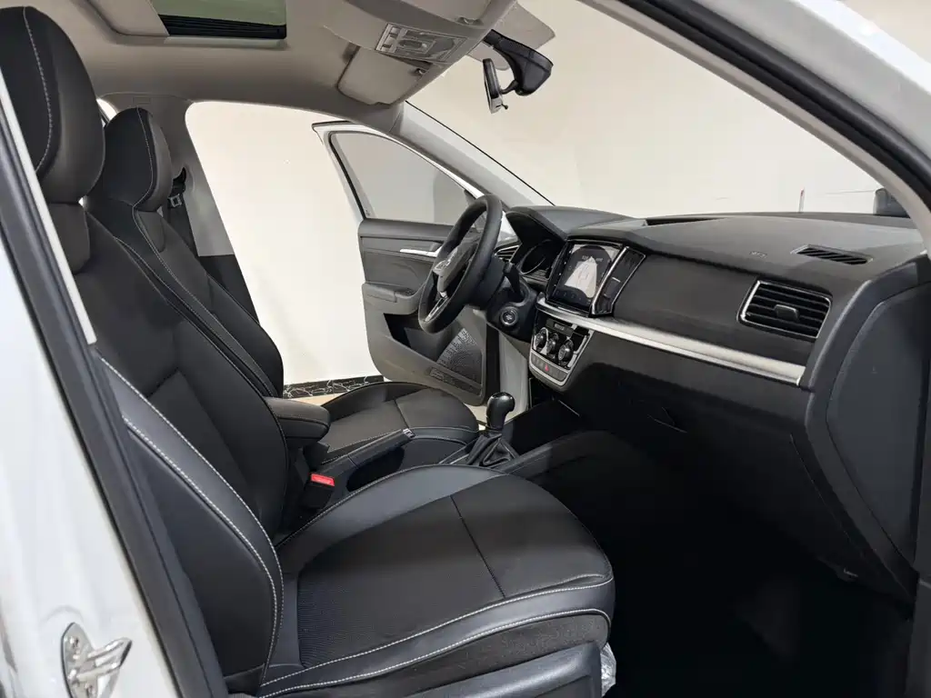 Skoda Kamiq 2023 1.5L Automatic Comfort Edition 2023 - thumbnail 10